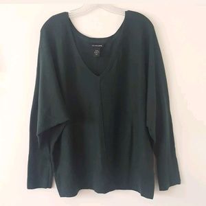 V-neck Pullover Sweater Size 18/20